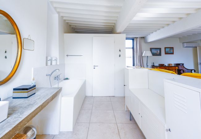 Maison à Tulette - La Mancelone, propriété d'exception à louer, avec piscine Maison à Tulette - La Mancelone, propriété d'exception à louer, avec piscine