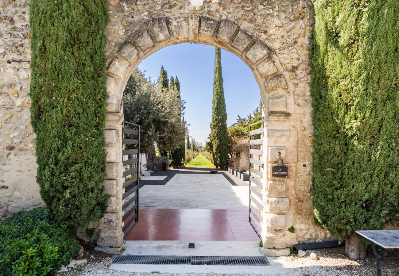 Maison à Tulette - La Mancelone, propriété d'exception à louer, avec piscine chauffée