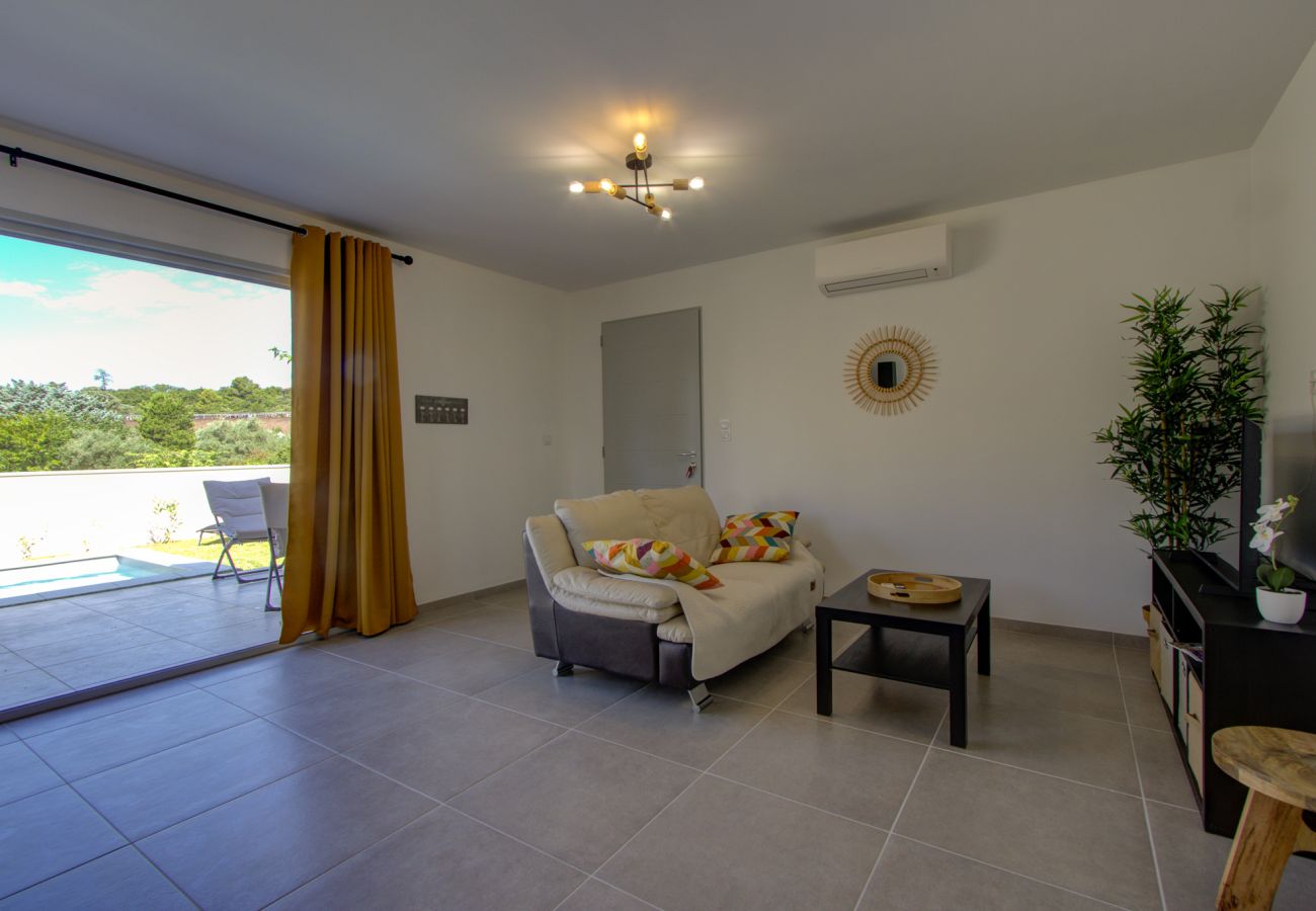 Villa à Suze-la-Rousse - Chardonnay Villa neuve avec piscine privée au coeur du village - 4 pers.