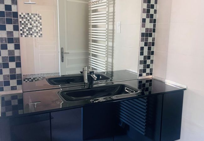 Maison à Grillon - Maison de caractère avec piscine au coeur de la Provence - Grillon Maison à Grillon - Maison de caractère avec piscine au coeur de la Provence - Grillon