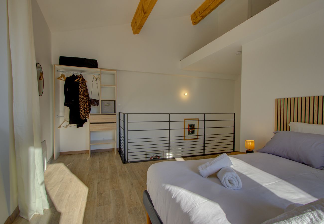 Maison à Saint-Paul-Trois-Châteaux - Maison de village rénovée au coeur de Saint-Paul-trois-Châteaux