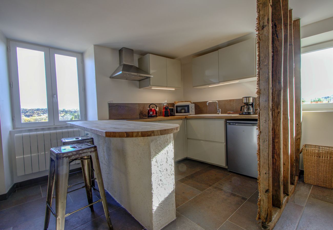 Maison mitoyenne à Grignan - Châteaux-Lavandes, maison au coeur de Grignan